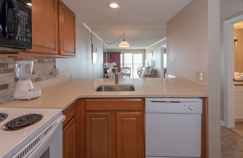 Midtown Ocean City Apartment | Saint Tropez