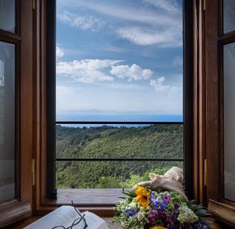 Pinakates Hotel | Sakali Mansion