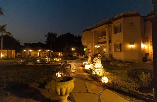 Giza Villa | Sakkara Royal House