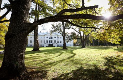 Saku Hotel | Saku Manor & Beerspa