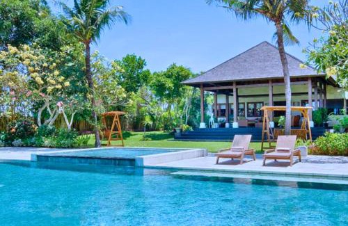 Ketewel Villa | Sakura 4 BR Private Pool Villa JU27