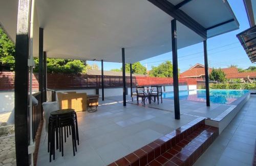 Rim Tai Villa | Sakura Poolvilla Chiangmai
