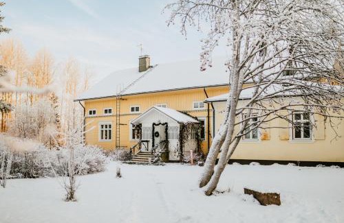 Kauhajoki Hotel | Salaisen Puutarhan Majatalo