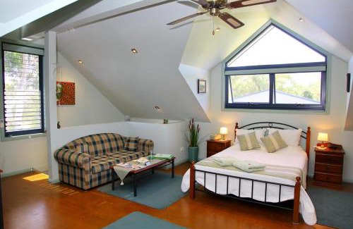 Salamander Bay Bed & Breakfast | Salamander Bay Bed and Breakfast