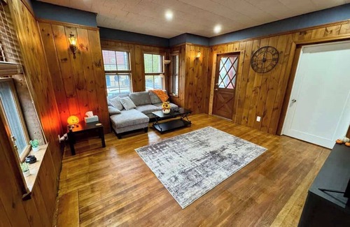 Salem Apartment | Salem Haunted Happenings Retreat