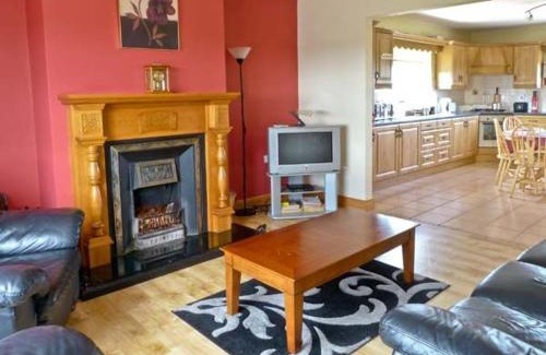 Donegal House | Sallywood House