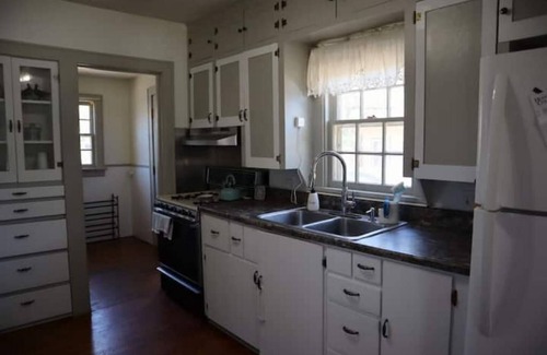 Hutchinson Cottage | Salt City Cottage