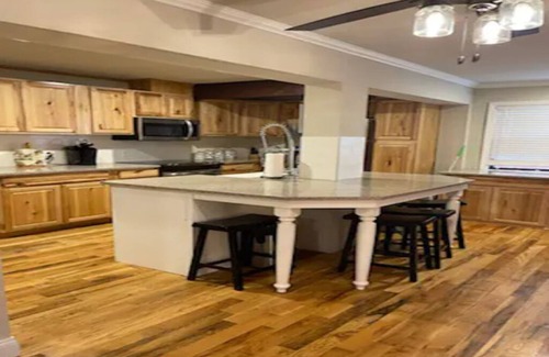 Park Hill House | Salt Creek Cabin at Lake Tenkiller