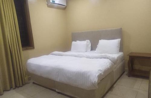 Oyster Bay Hotel | Salt Garden Inn