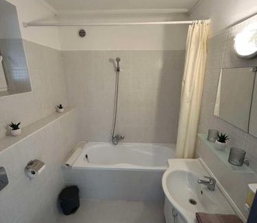 Egerfurdo Apartment | Salt Hill Apartman No 19
