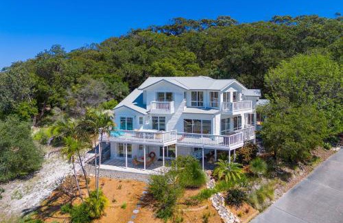 Dunbogan House | Salt Spray - Full House