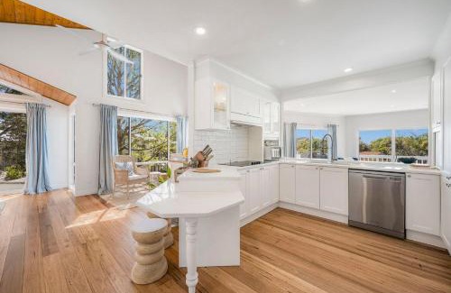 Dunbogan House | Salt Spray - Full House
