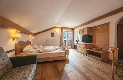 Compaccio Hotel | Saltria - your Alpine experience