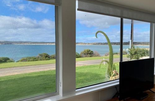 Emu Bay House | Salty Dog
