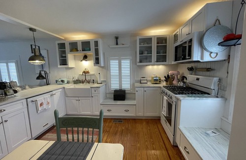 Swansboro House | Salty Seas