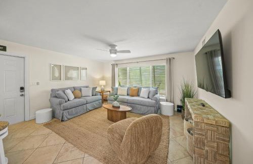 Siesta Key Village House | Salty Summer