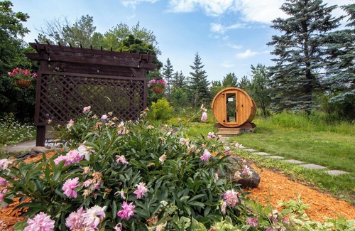 Endion House | Salyards Suite Jacuzzi & Sauna