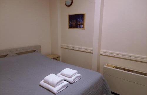 Tripoli Apartment | Sam's View City Heart Tripoli - Beautiful Apartment With Backyard