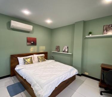 Daun Penh Apartment | Sama House