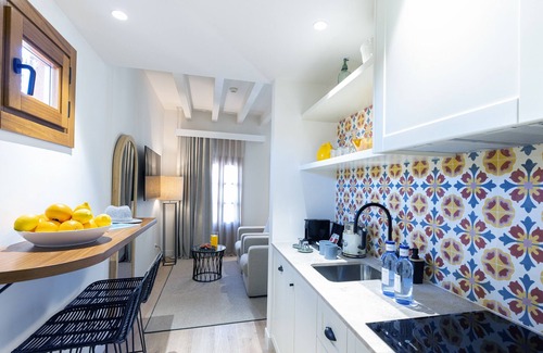 Cort Apartment | Samaritana Suites