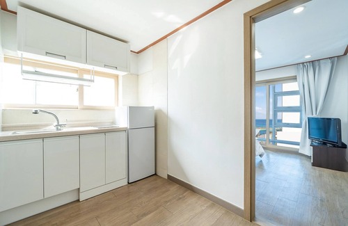 Samcheok House | Samcheok Jangho Sanho Pension