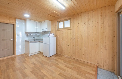 Samcheok House | Samcheok sky Pension