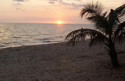 Rayong Apartment | Sammy Seaview Mae Ramphueng Beach Front Golden Elephant บ้านช้างทองวิวทะเลหน้าหาดแม่รำพึง