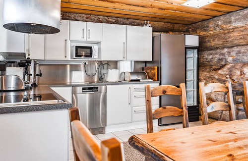 Salla House | Samruam A Kelohuvila by Interhome