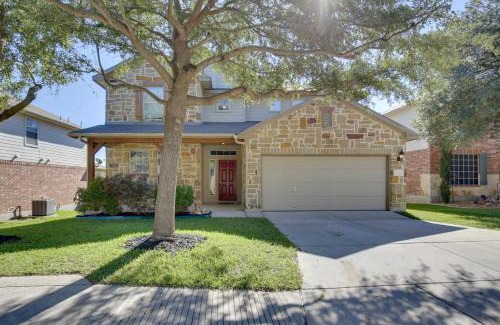 Wetmore House | San Antonio Getaway with Deck, Fenced-In Yard!