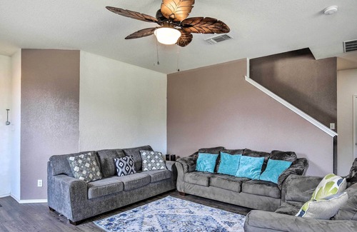Southside House | San Antonio Home ~ 13 Mi to Downtown & the Alamo!