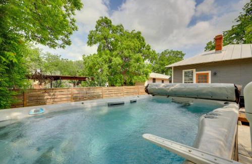 Southtown House | San Antonio Home 2 Mi to Dtwn, Swim Spa!
