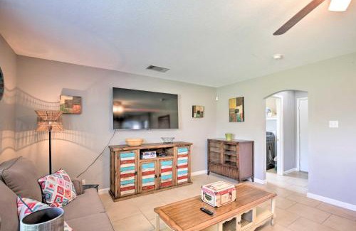 West San Antonio House | San Antonio Home with Hot Tub - 1 Mi to SeaWorld