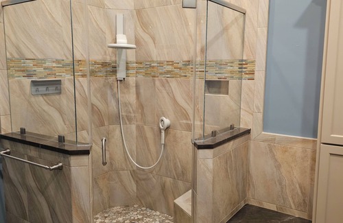 North Central Thousand Oaks House | San Antonio luxury and fun