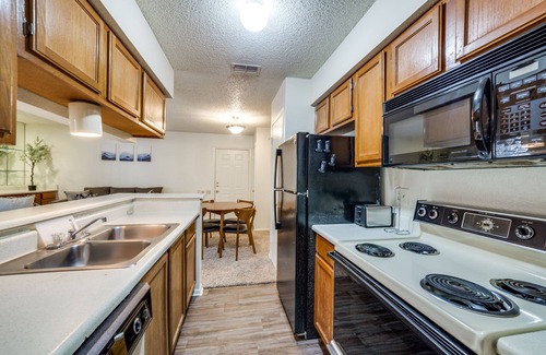 North San Antonio - SAT Apartment | San Antonio Oasis I 1br suite Free Parking I Gym