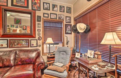 Tobin Hill Villa | San Antonio Rental with Courtyard Walk to Riverwalk