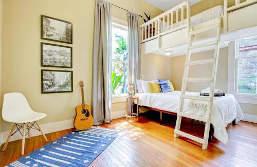 Southtown House | San Antonio Starlight
