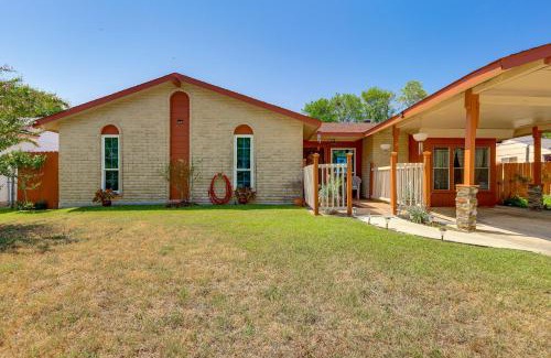 West San Antonio House | San Antonio Vacation Rental about 4 Mi to Lackland AFB