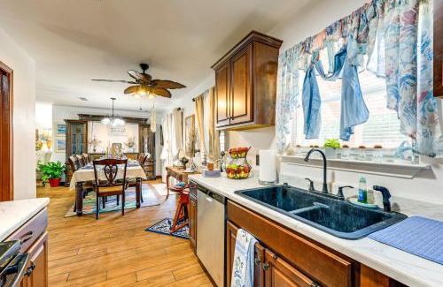West San Antonio House | San Antonio Vacation Rental about 4 Mi to Lackland AFB