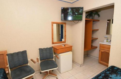 Primera Seccion House | San Felipe Rental Studio 3 Free WiFi and Cable TV
