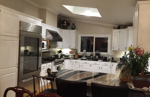 Pedro Point House | San Francisco Bay area: Elegant Pacific Ocean View, sleeps 10, gourmet kitchen