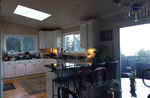 Pedro Point House | San Francisco Bay area: Elegant Pacific Ocean View, sleeps 10, gourmet kitchen