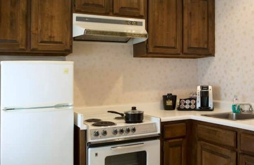 Theater District Apartment | San Francisco Union Square Comfort & Tradition