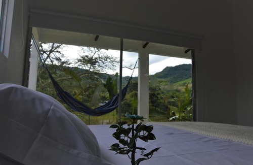 Guaduas House | San Juan de los Guayabos