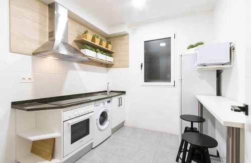 San Sebastian Centro Apartment | San Martin II | The Rentals Collection
