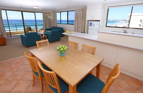 Tugun Apartment | San Simeon Apartments
