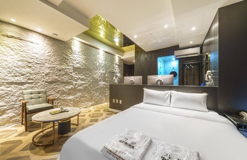 Gwangjeong-dong Hotel | Sanbon CF