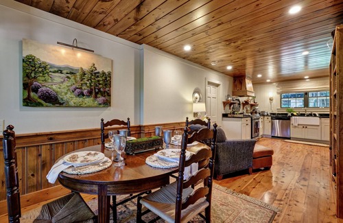 Lake Sequoyah House | Sanctuary Cottage - Historic Highlands Charm w/Screen Porch, Firepit out Front
