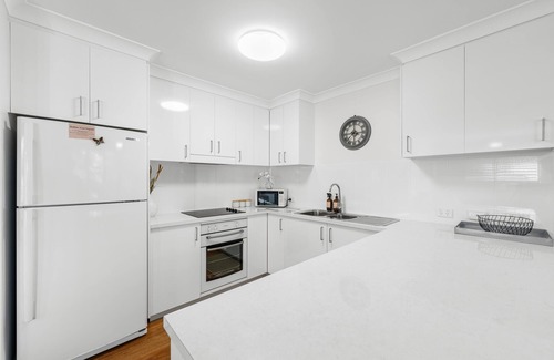 Currumbin Apartment | Sanctuary Court 4 Sum