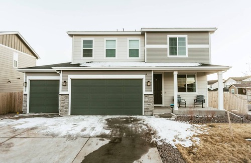 Colorado Springs House | Sanctuary in the Springs - Games, & more!