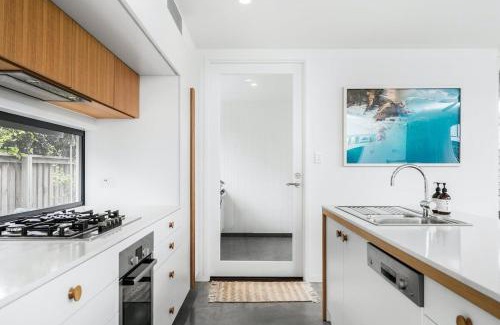 Byron Bay Villa | Sanctuary Spaces - Lomani Six